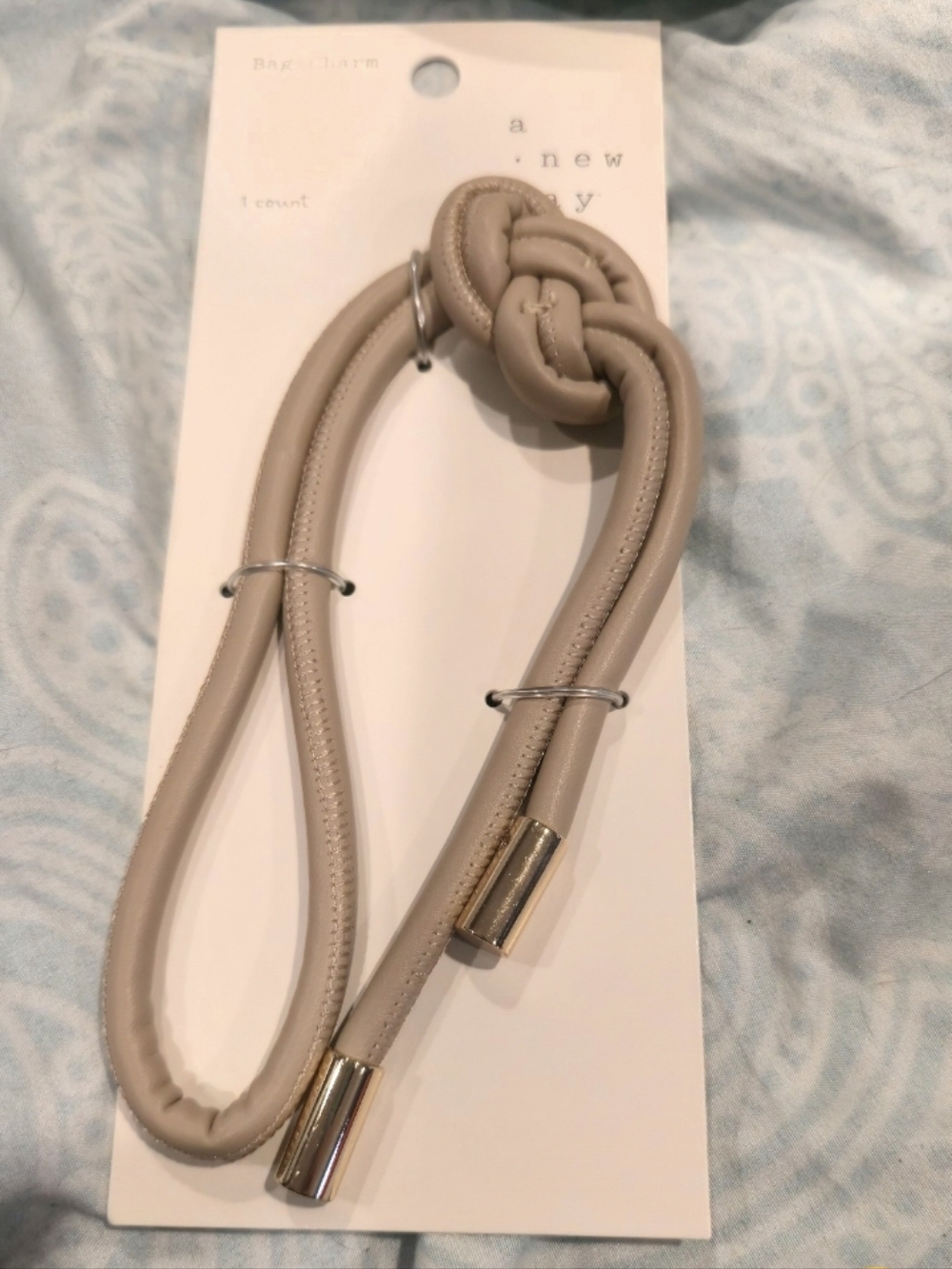 ❤️10/$10 New Bag Knot Accessory